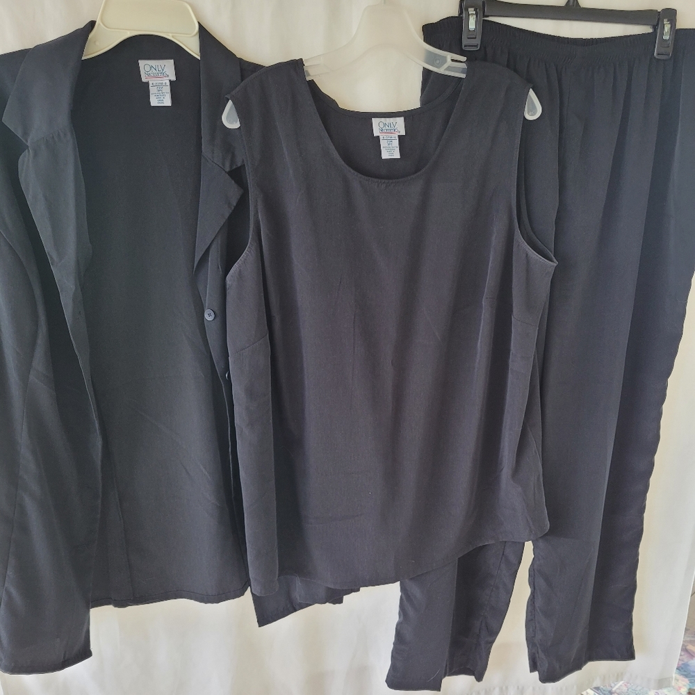 Only Necessities 3pc pantsuit 20W